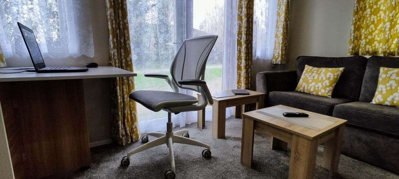 Apartamento Billing Aquadrome Northampton, Royale Poplar Km12 Exterior foto